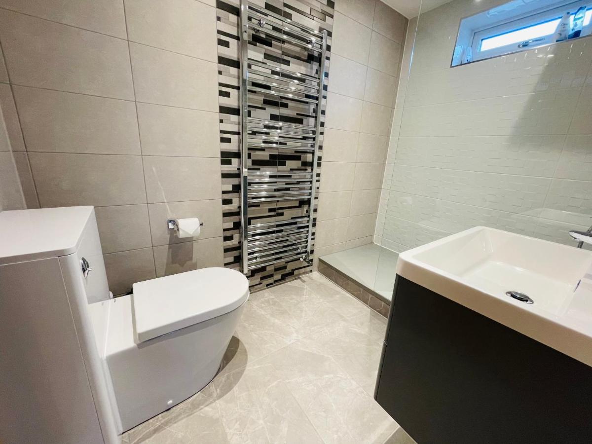 New Modern Studio Apartment, Parking, Netflix Kenilworth Esterno foto